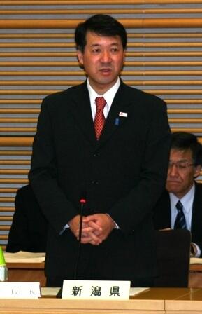 画像：泉田災害対策特別委員会委員長（新潟県知事）