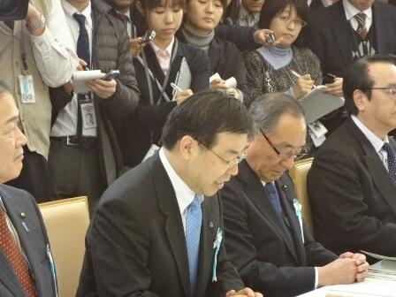 画像:国と地方の協議の場で挨拶する山田知事会長