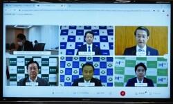 画像1：第3回デジタル社会推進本部の様子