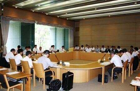 画像：社会文教常任委員会の様子