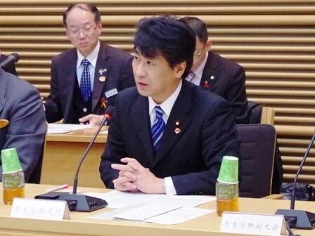画像：田村厚生労働大臣